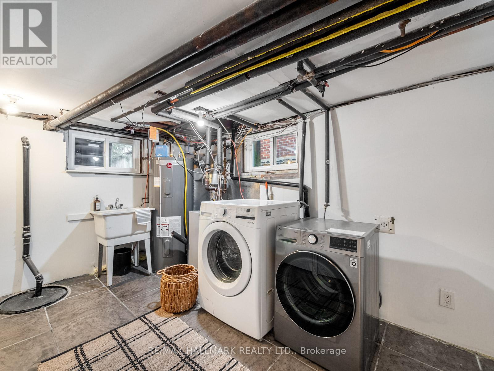 33 Mortimer Avenue, Toronto, Ontario M4K 1Z9 - Photo 42 - E13192438