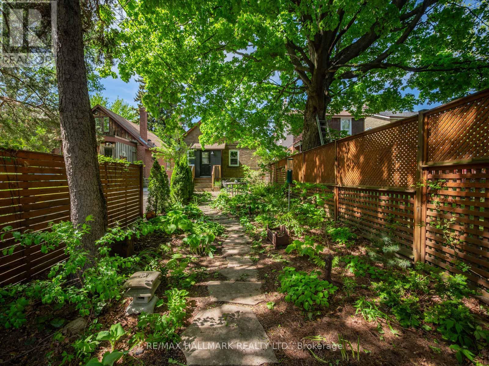 33 Mortimer Avenue, Toronto, Ontario M4K 1Z9 - Photo 50 - E13192438