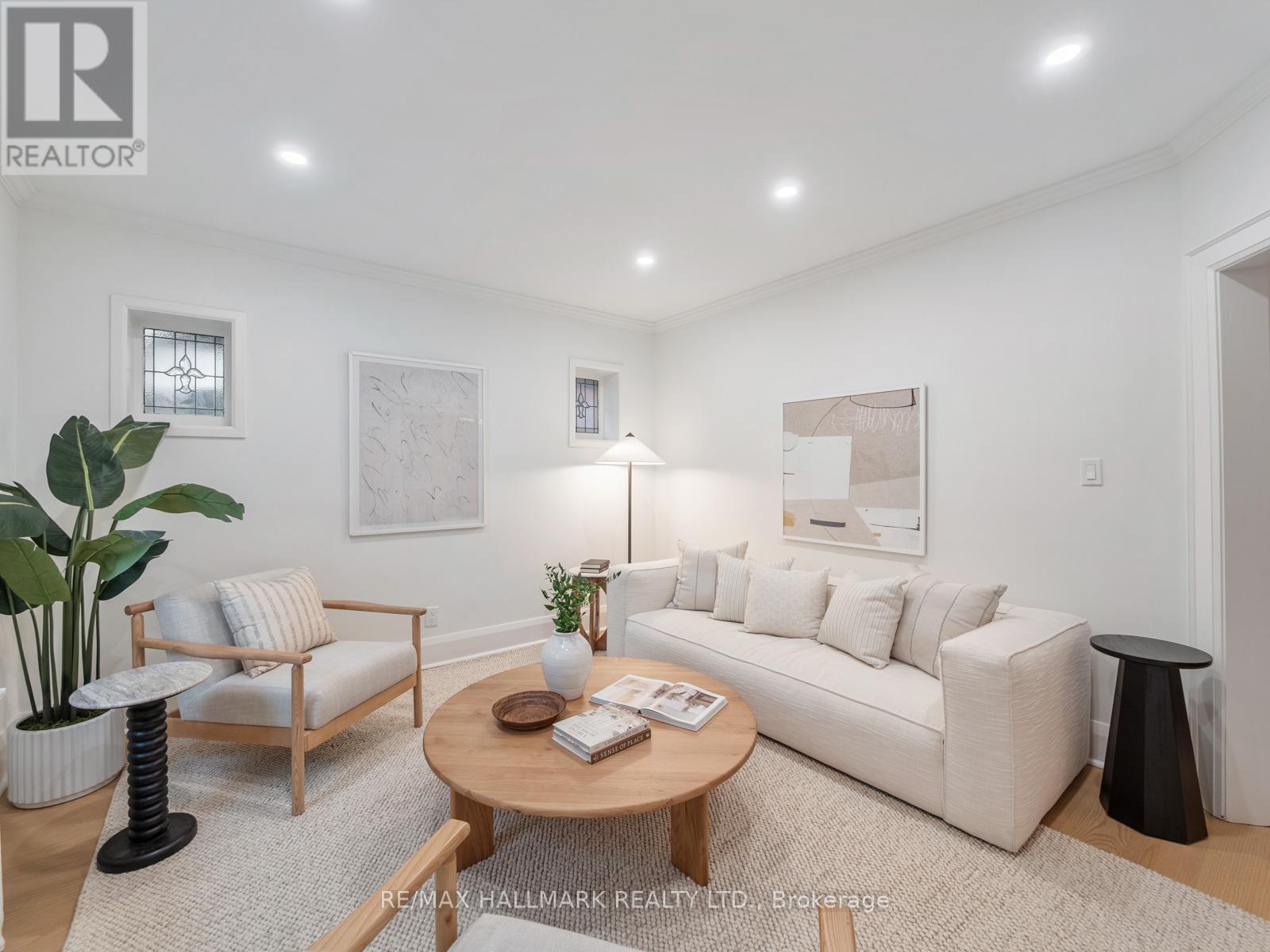 33 Mortimer Avenue, Toronto, Ontario M4K 1Z9 - Photo 7 - E13192438