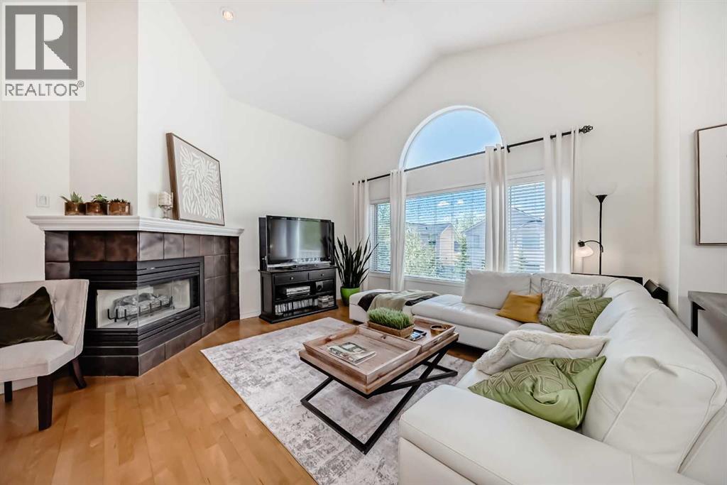 243 Mt Assiniboine Circle SE, Calgary, Alberta  T2Z 2N4 - Photo 14 - A2314314
