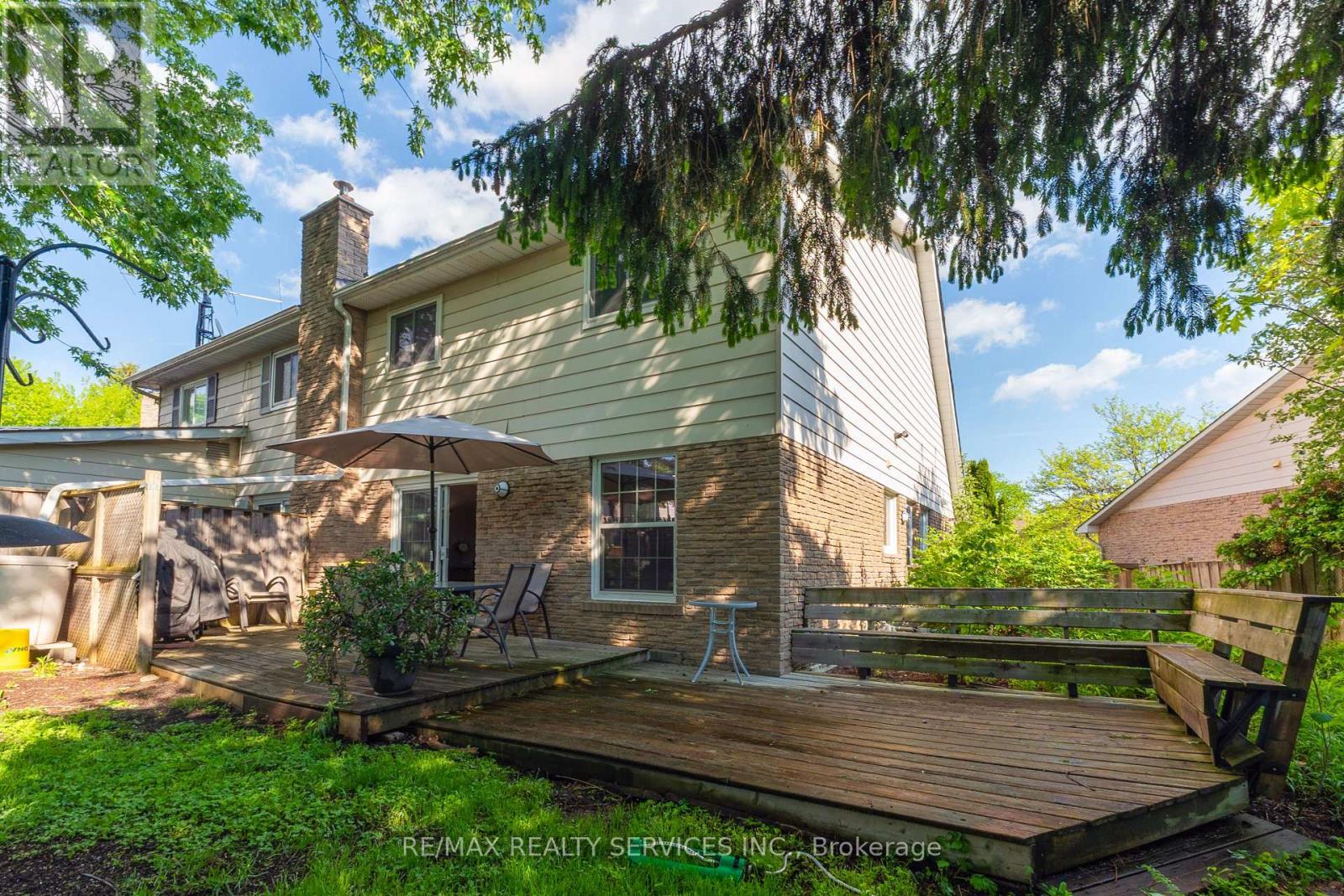 129 Salisbury Circle, Brampton, Ontario  L6V 2Z4 - Photo 36 - W13186054