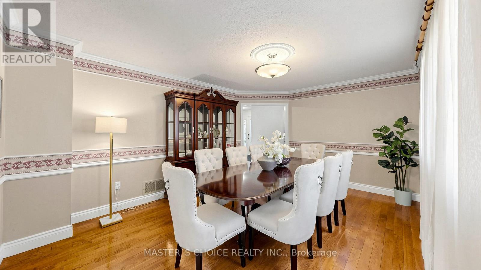 5 Espby Court, Richmond Hill, Ontario  L4C 9L2 - Photo 11 - N13191302