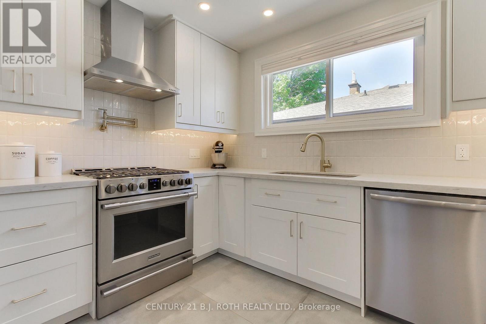 67 Davis Road, Aurora, Ontario  L4G 2B4 - Photo 17 - N13191320