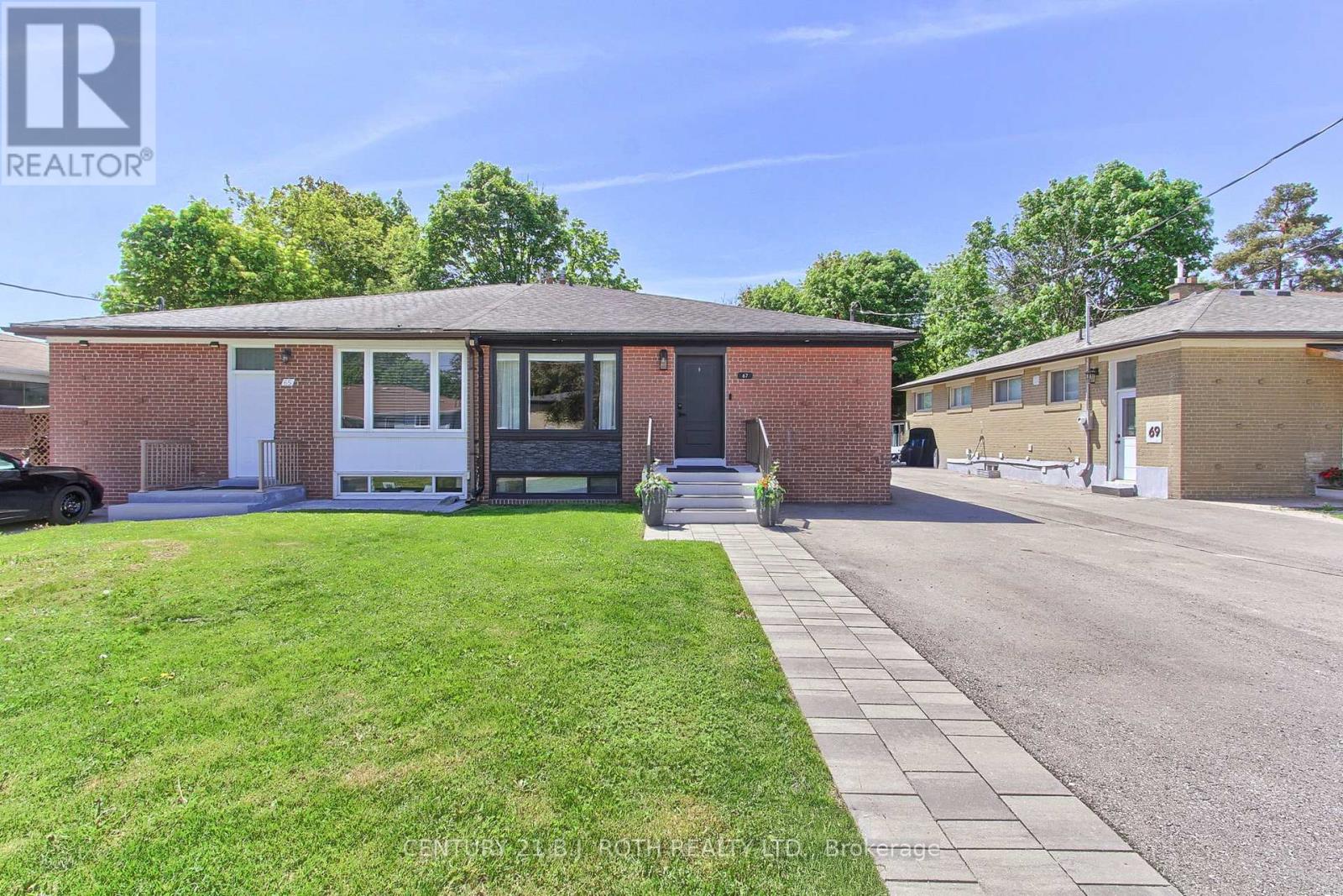 67 Davis Road, Aurora, Ontario  L4G 2B4 - Photo 2 - N13191320