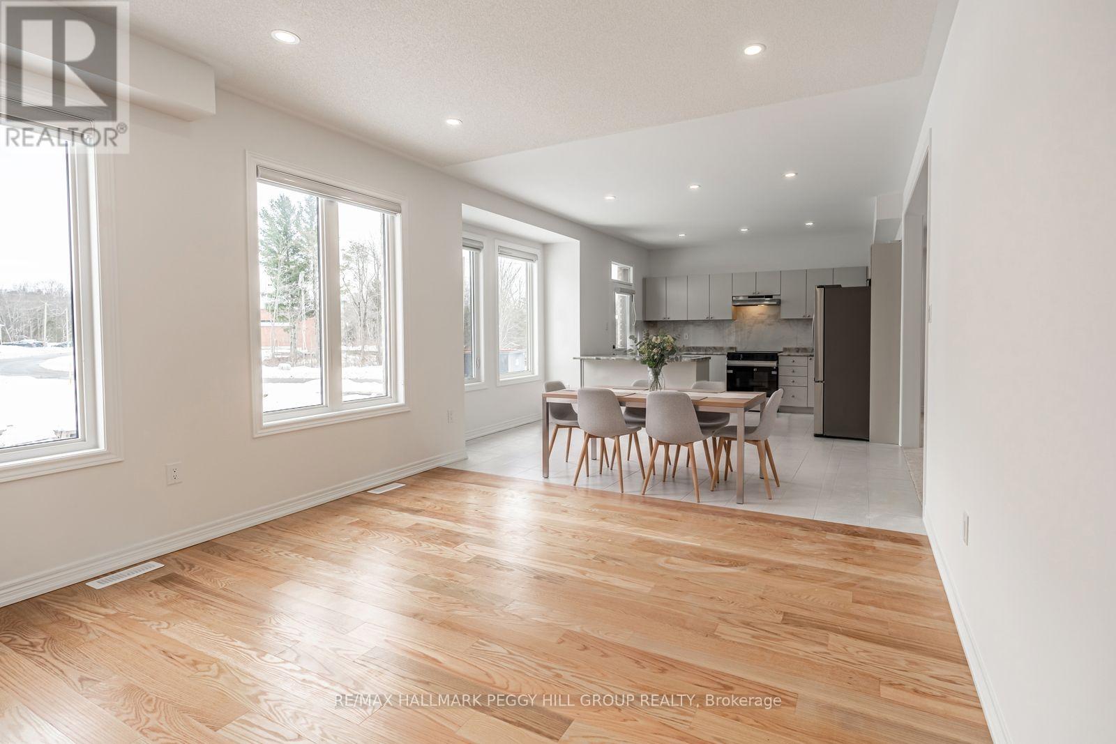 17 Turley Way, Essa, Ontario  L3W 0L8 - Photo 7 - N13191464