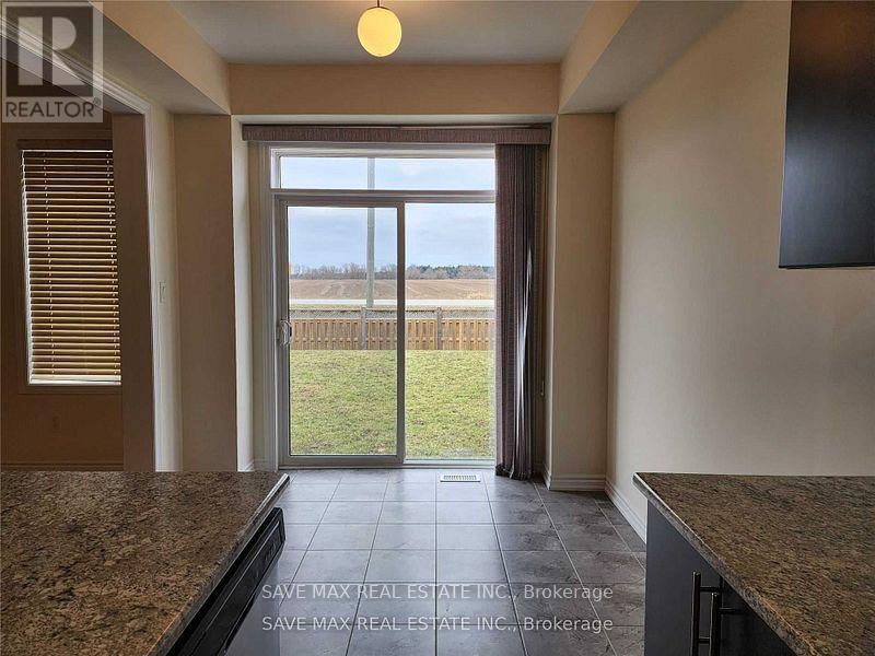 51 Wagner Crescent, Essa (Angus), Ontario L0M 1B6 - Photo 8 - N13191662