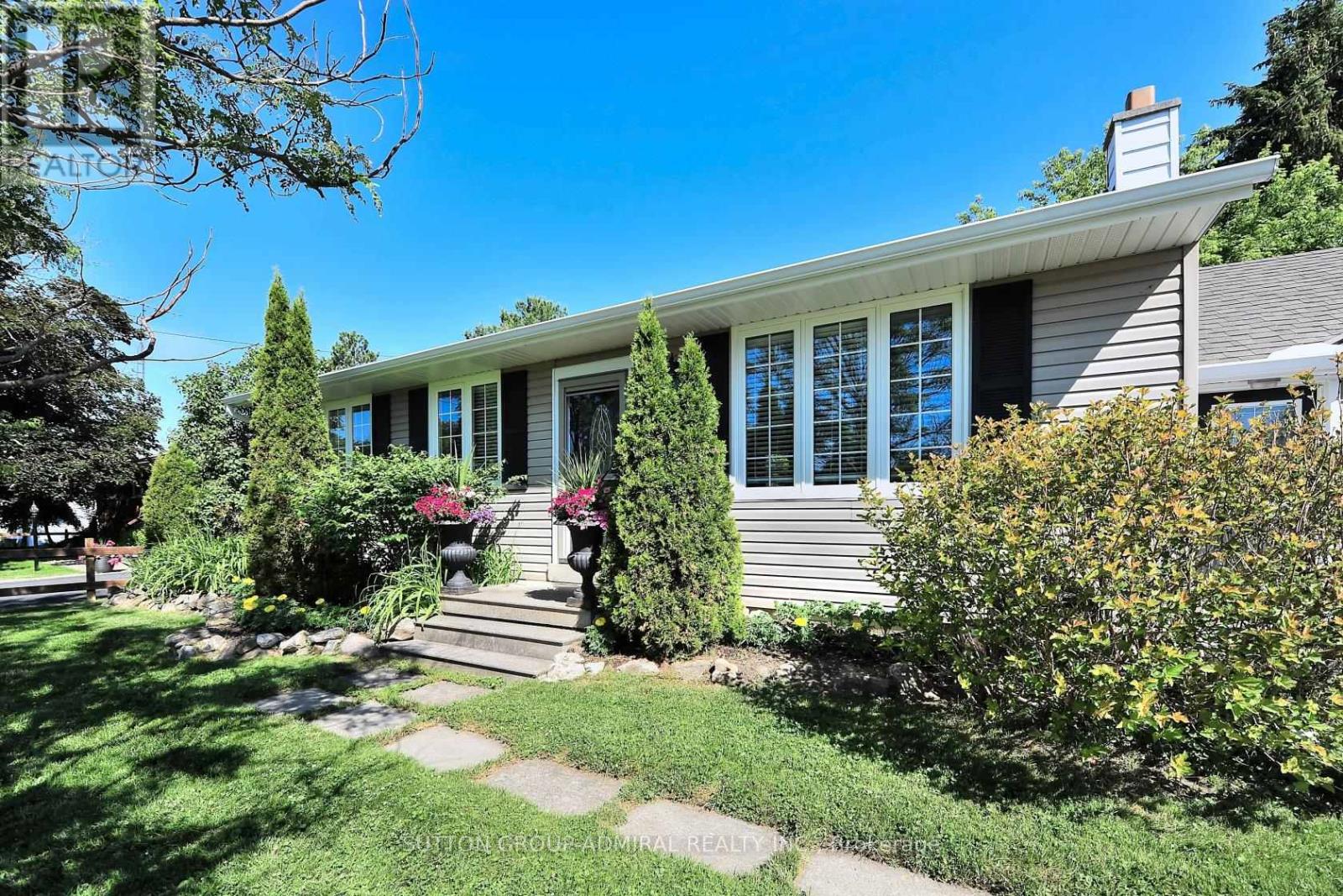 62 May Avenue, East Gwillimbury (Sharon), Ontario L0G 1V0 - Photo 39 - N13191672
