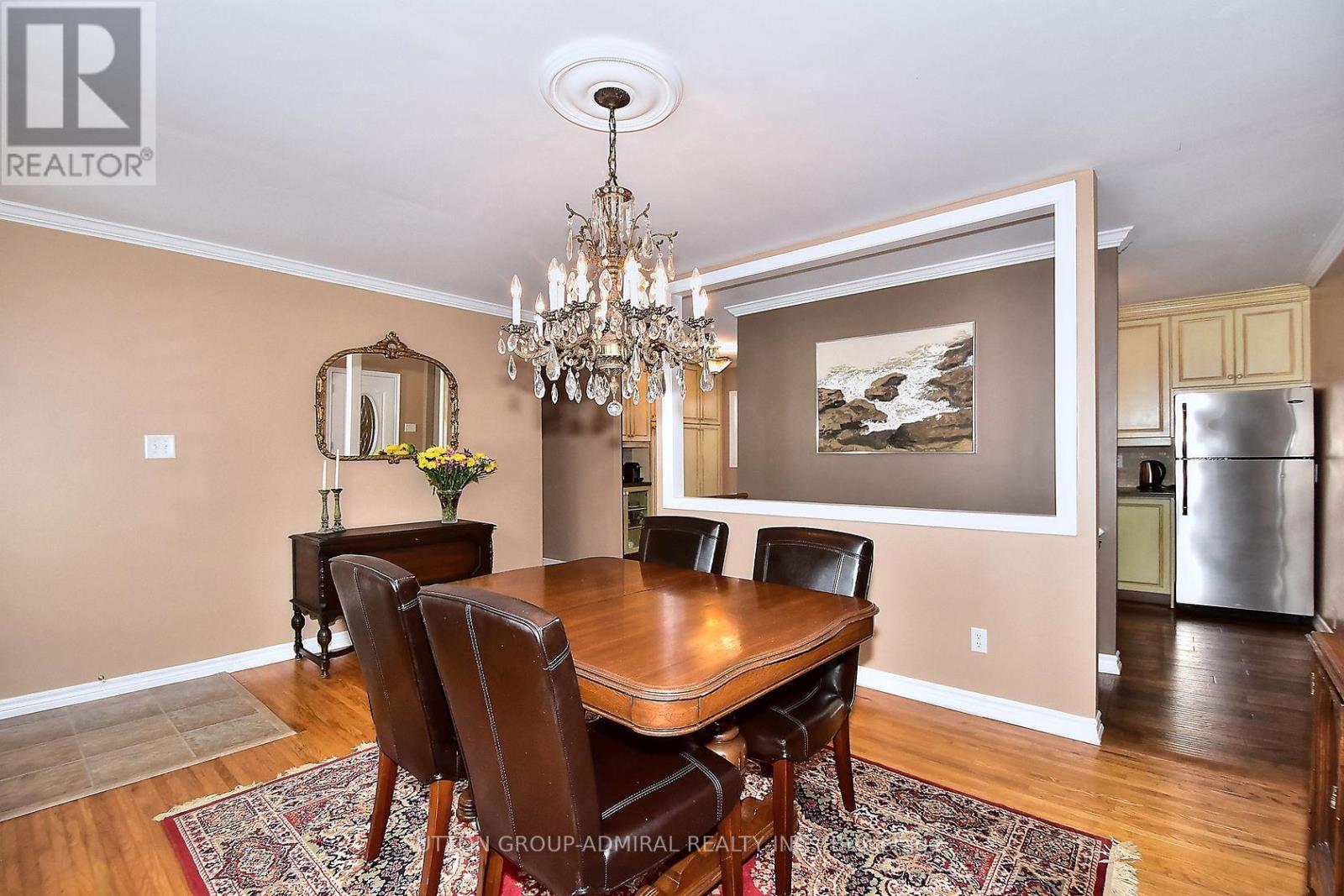 62 May Avenue, East Gwillimbury (Sharon), Ontario L0G 1V0 - Photo 5 - N13191672