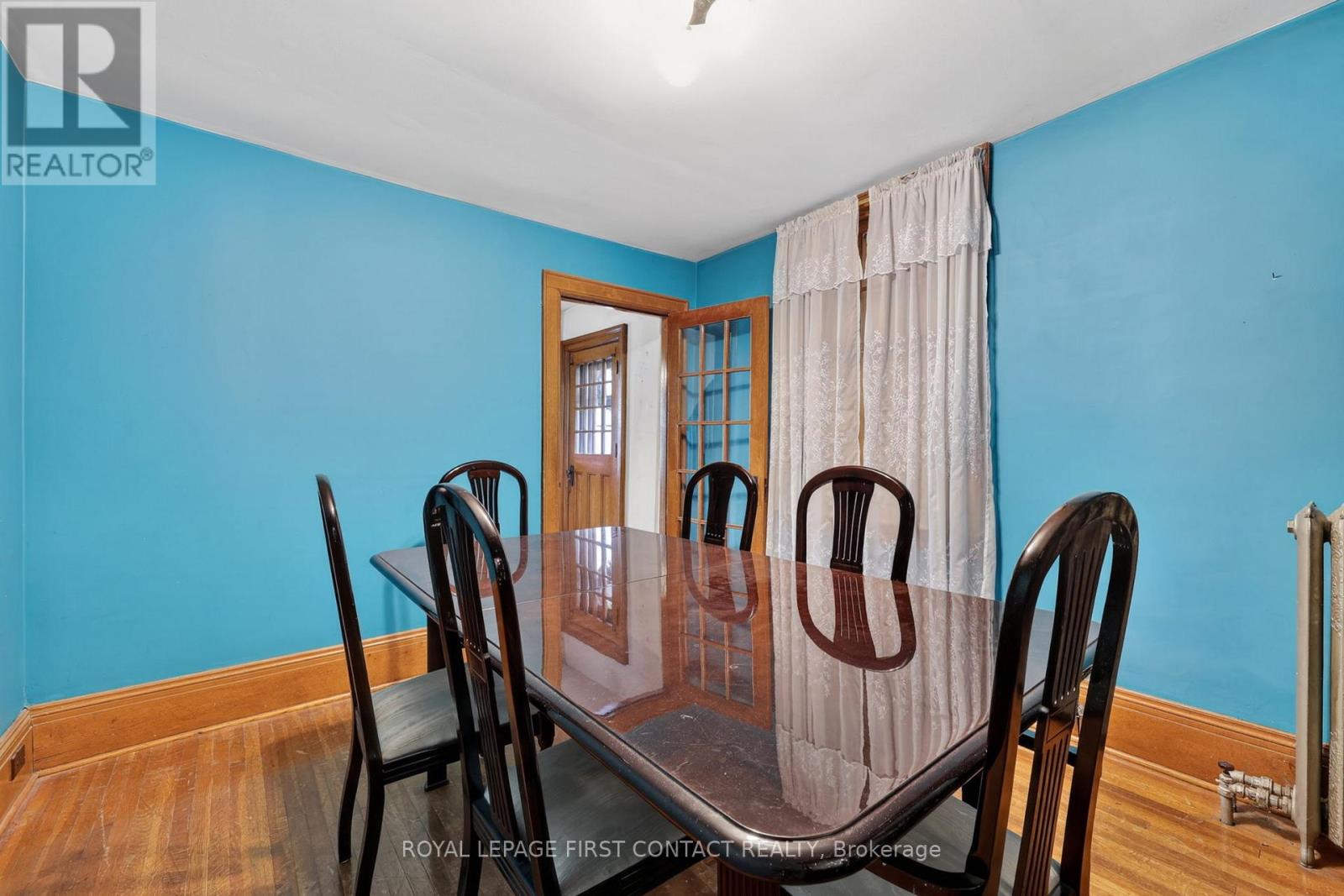 202 Bradford Street, Barrie (Allandale Centre), Ontario  L4N 3B6 - Photo 11 - S13190794