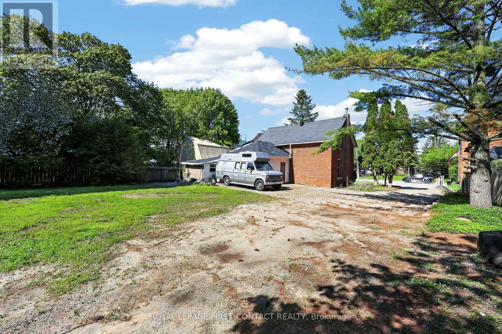 202 Bradford Street, Barrie (Allandale Centre), Ontario  L4N 3B6 - Photo 24 - S13190794