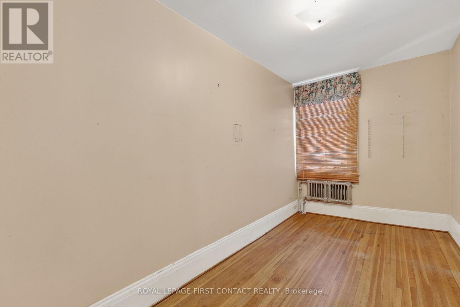 202 Bradford Street, Barrie (Allandale Centre), Ontario  L4N 3B6 - Photo 8 - S13190794