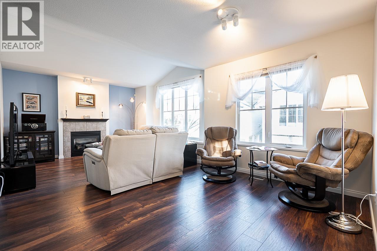 328 3000 Riverbend Drive, Coquitlam, British Columbia  V3C 6R1 - Photo 6 - R3123801