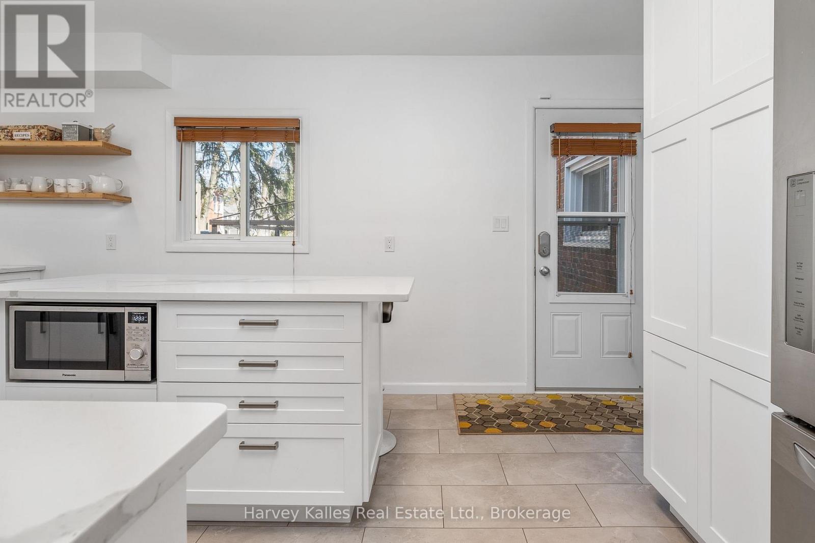 18 Centre Street, Prince Edward County, Ontario  K0K 2T0 - Photo 15 - X13193148