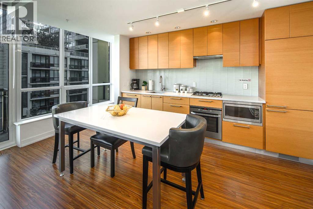 555, 222 Riverfront Avenue SW, Calgary, Alberta  T2P 0W3 - Photo 11 - A2306322