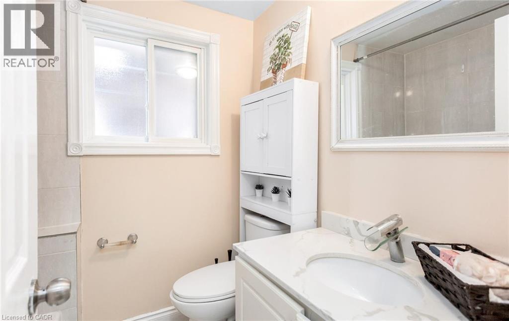 501 Glenelm Crescent, Waterloo, Ontario  N2L 5C7 - Photo 34 - 40824897
