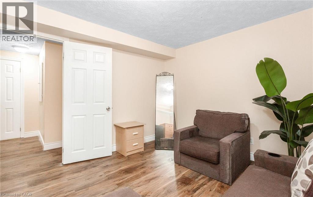 501 Glenelm Crescent, Waterloo, Ontario  N2L 5C7 - Photo 39 - 40824897