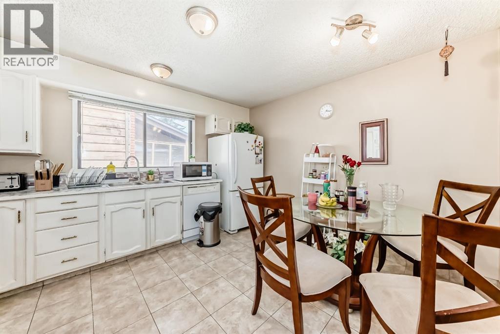 76 Edgewood Drive NW, Calgary, Alberta  T3A 2T5 - Photo 7 - A2307262