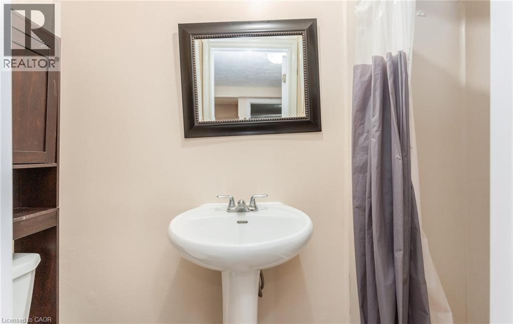 501 Glenelm Crescent, Waterloo, Ontario  N2L 5C7 - Photo 42 - 40824897