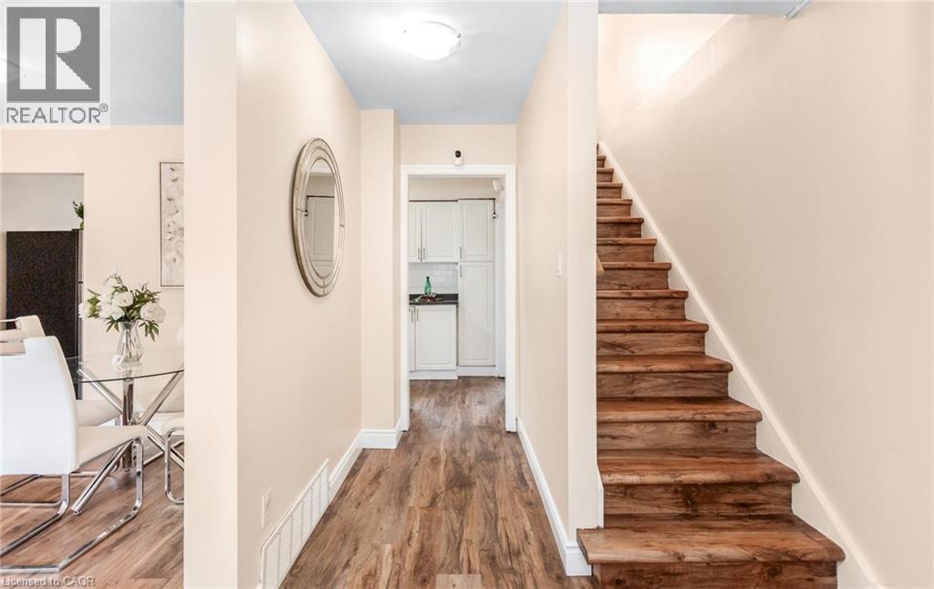 501 Glenelm Crescent, Waterloo, Ontario  N2L 5C7 - Photo 8 - 40824897