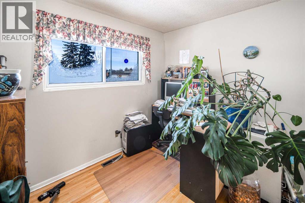 4012 Varsity Drive NW, Calgary, Alberta  T3A 0Z6 - Photo 18 - A2312487