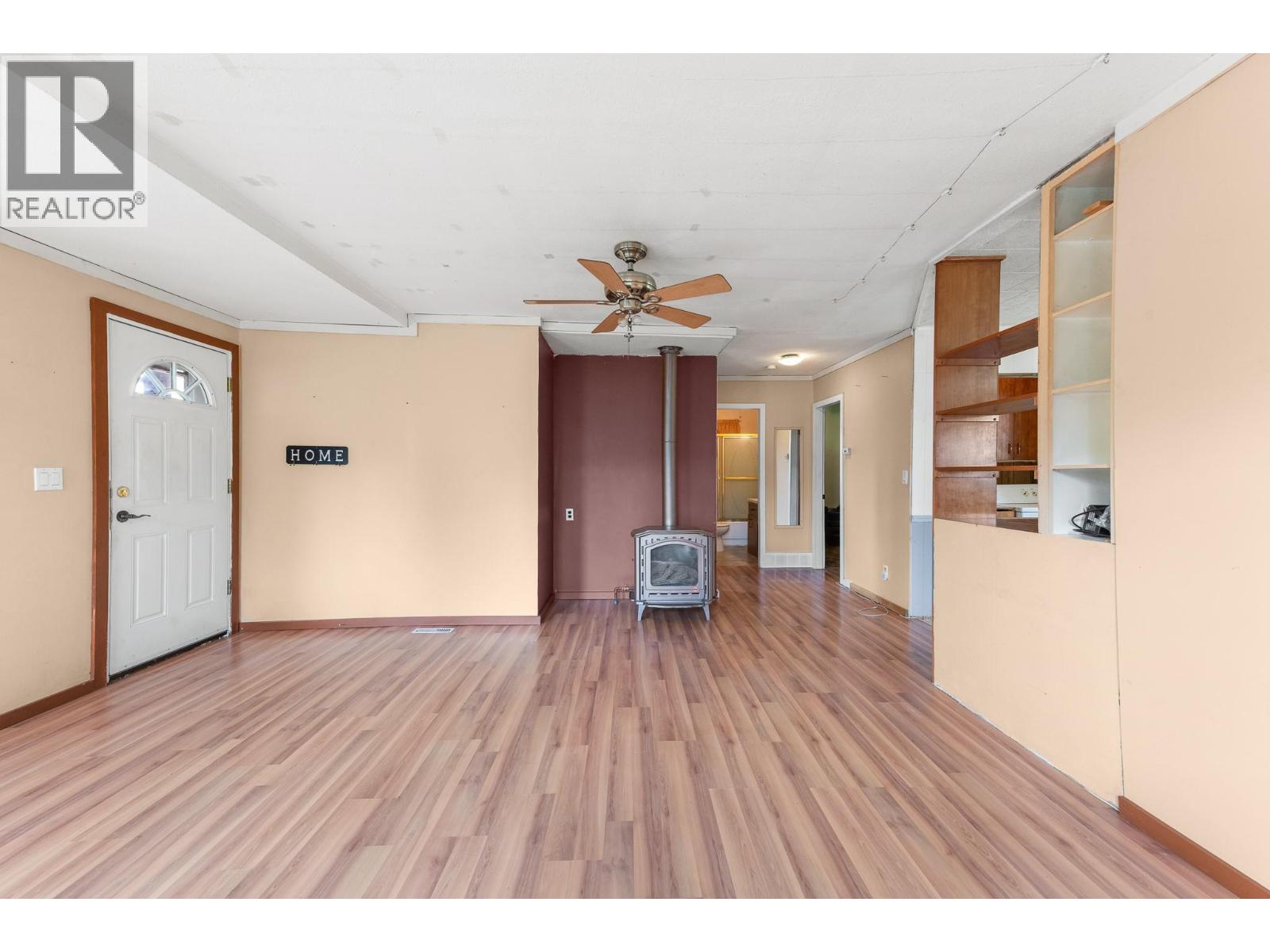 608 6th Avenue S, Creston, British Columbia V0B 1G3 - Photo 3 - 10388819