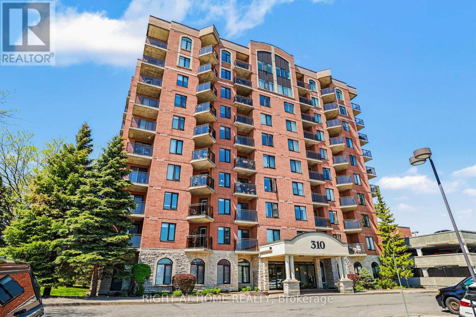 8J - 310 CENTRAL PARK DRIVE, Ottawa, Ontario