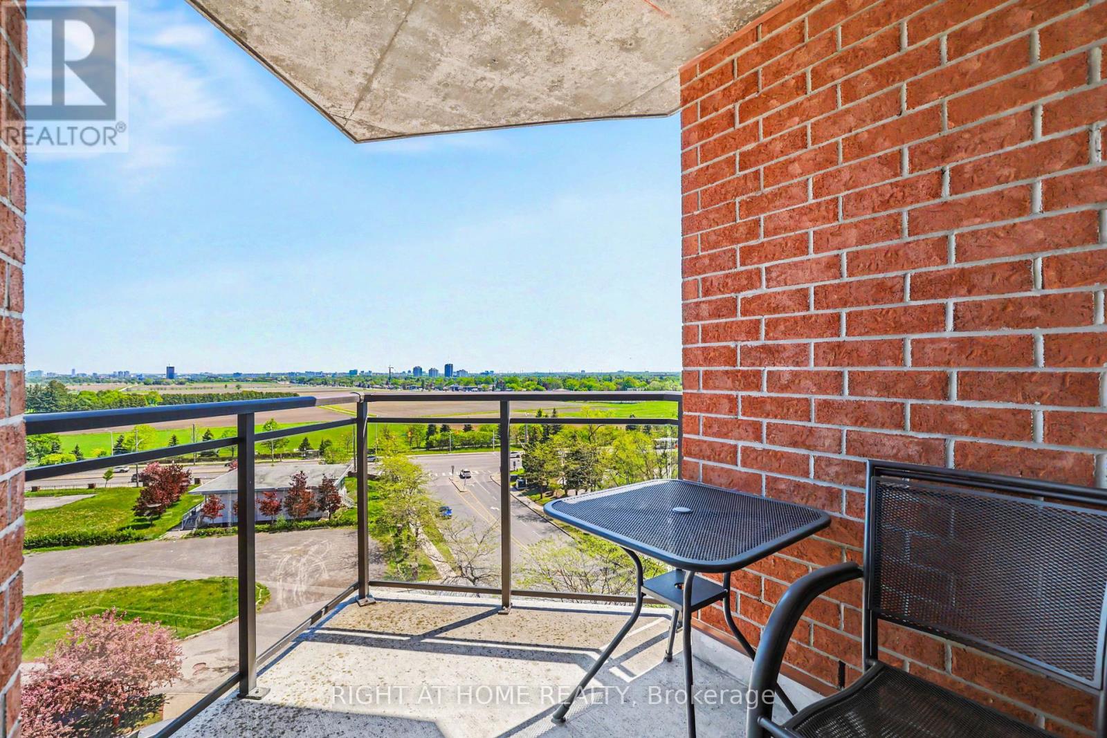8j - 310 Central Park Drive, Ottawa, Ontario K2C 4G4 - Photo 18 - X13193508