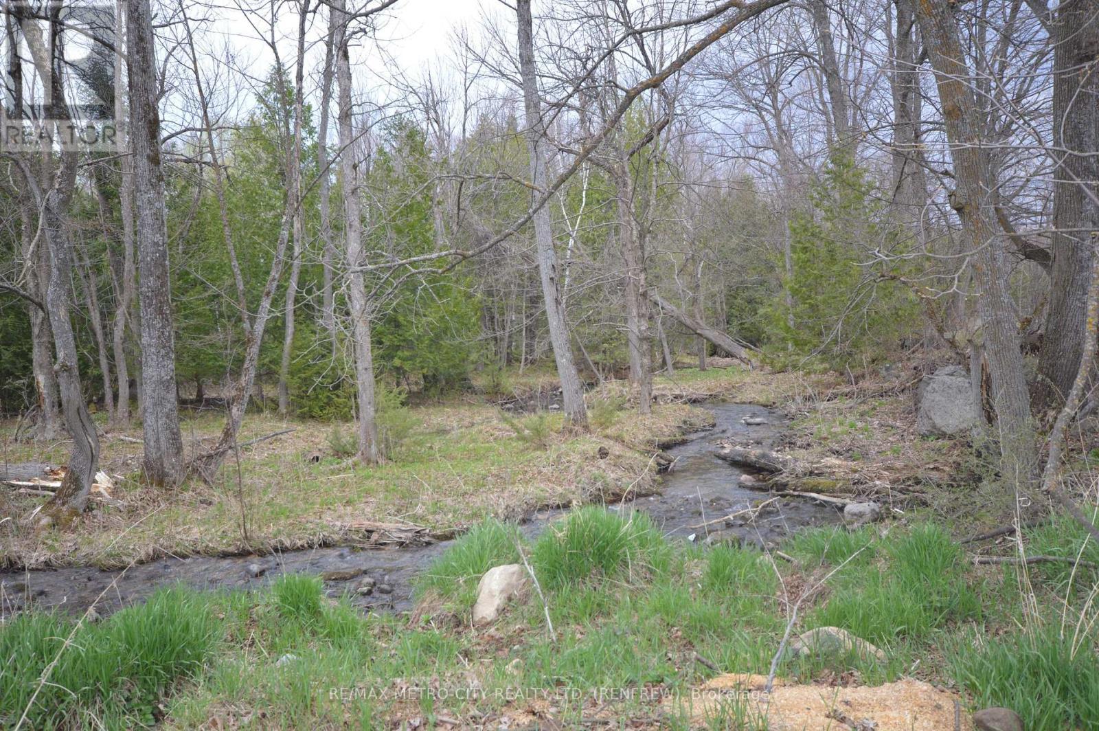 00 FLAT ROAD, Greater Madawaska, Ontario