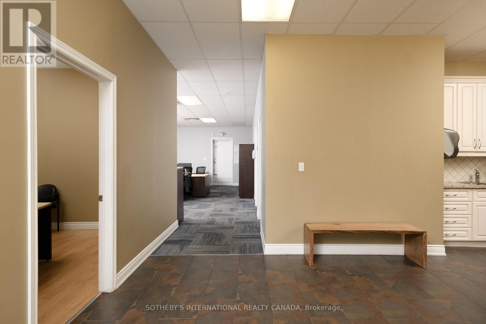 2455 Industrial Street, Burlington, Ontario  L7P 1A6 - Photo 12 - W13190662
