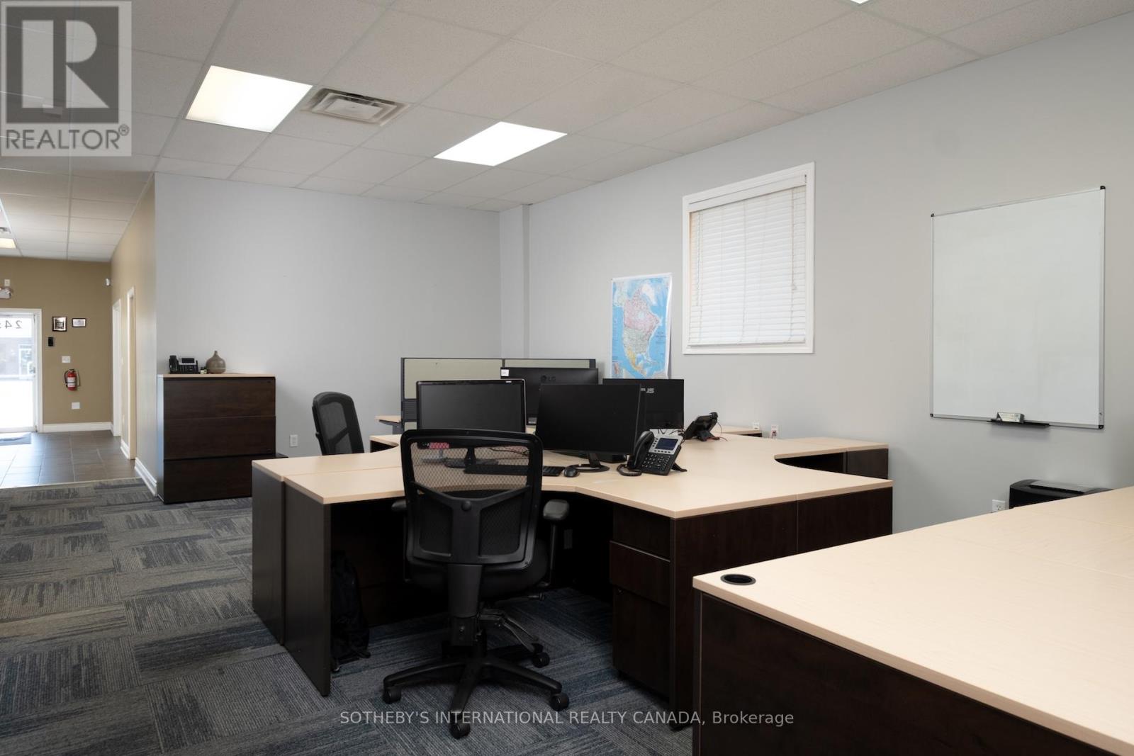 2455 Industrial Street, Burlington, Ontario  L7P 1A6 - Photo 18 - W13190662
