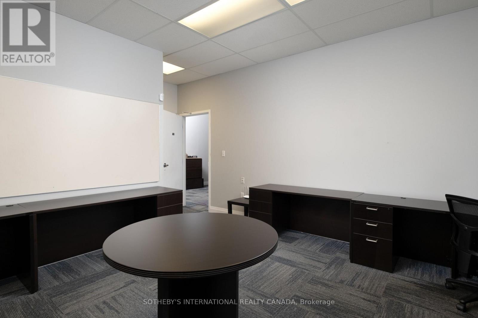 2455 Industrial Street, Burlington, Ontario  L7P 1A6 - Photo 22 - W13190662