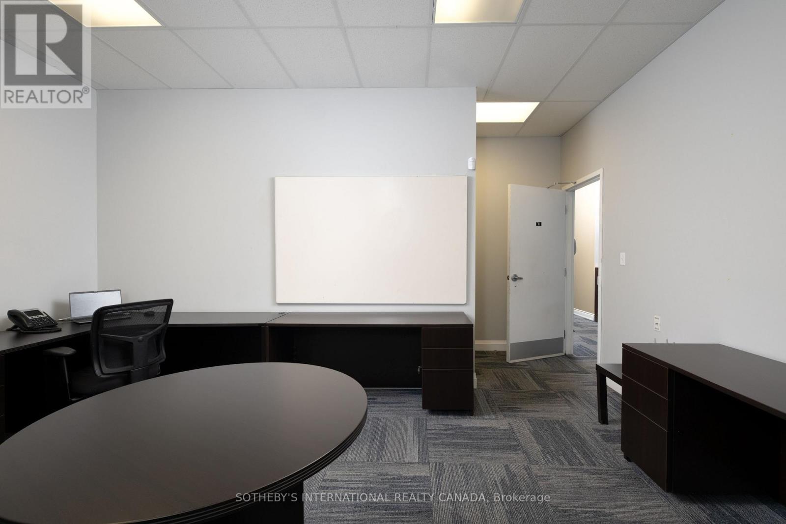2455 Industrial Street, Burlington, Ontario  L7P 1A6 - Photo 23 - W13190662