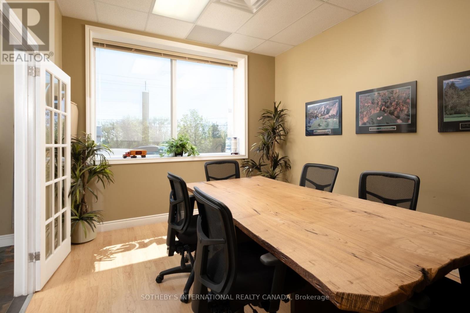 2455 Industrial Street, Burlington, Ontario  L7P 1A6 - Photo 3 - W13190662