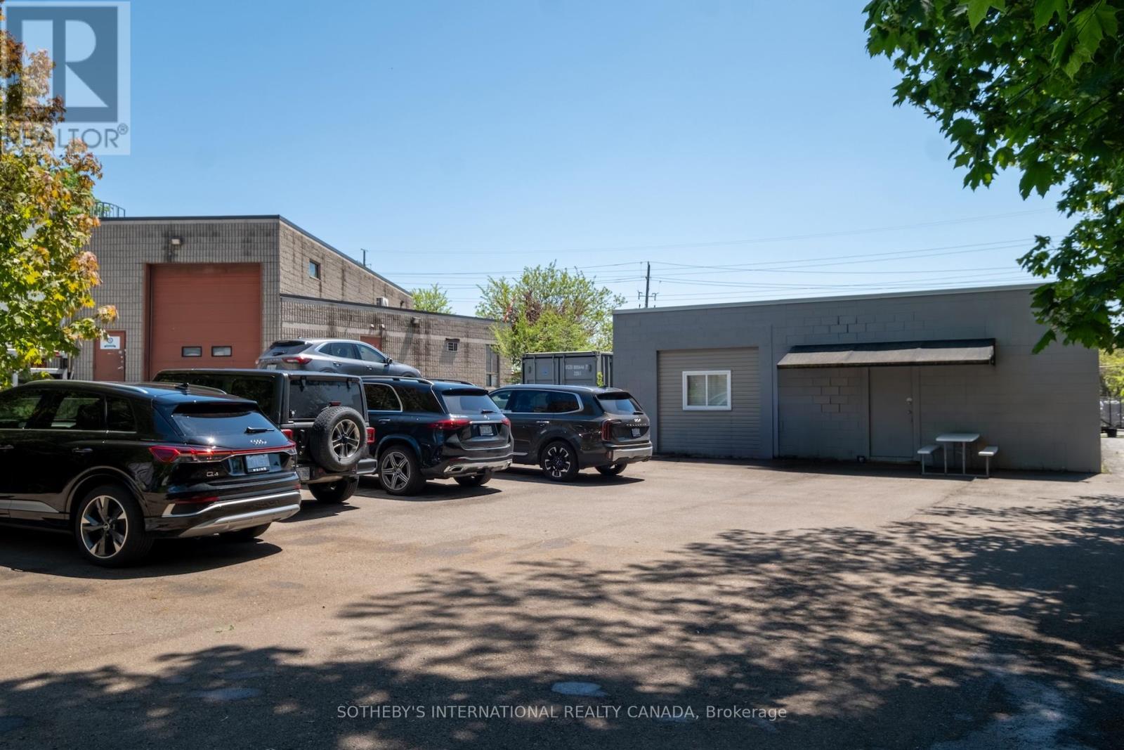 2455 Industrial Street, Burlington, Ontario  L7P 1A6 - Photo 31 - W13190662