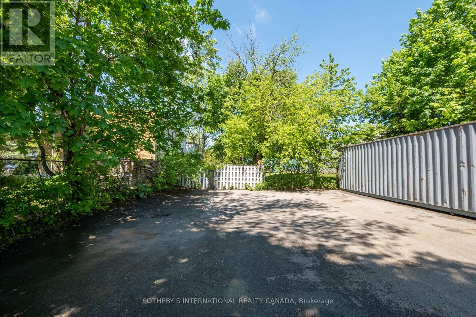 2455 Industrial Street, Burlington, Ontario  L7P 1A6 - Photo 32 - W13190662