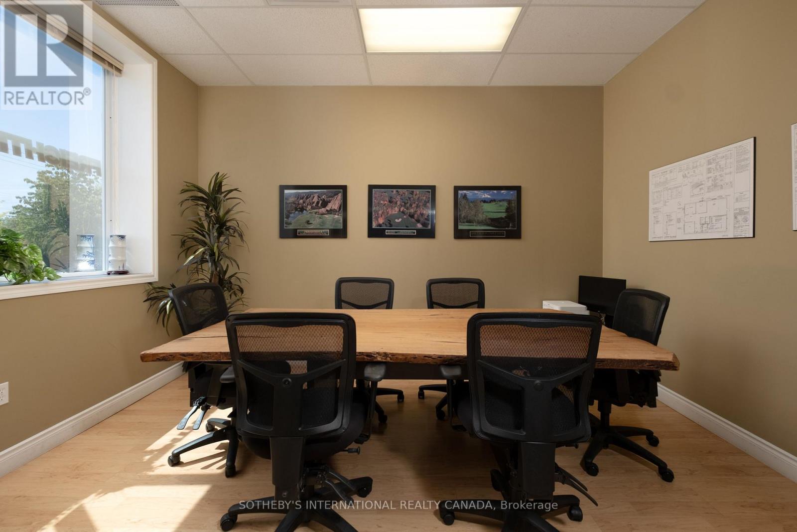 2455 Industrial Street, Burlington, Ontario  L7P 1A6 - Photo 4 - W13190662