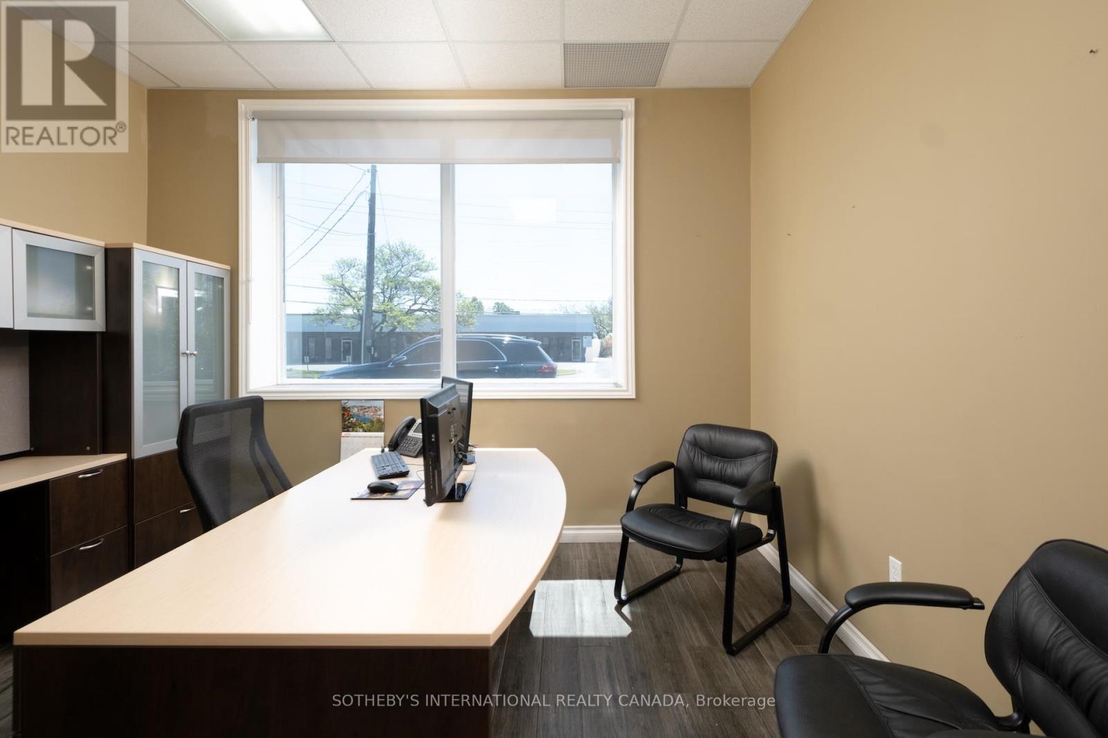 2455 Industrial Street, Burlington, Ontario  L7P 1A6 - Photo 8 - W13190662