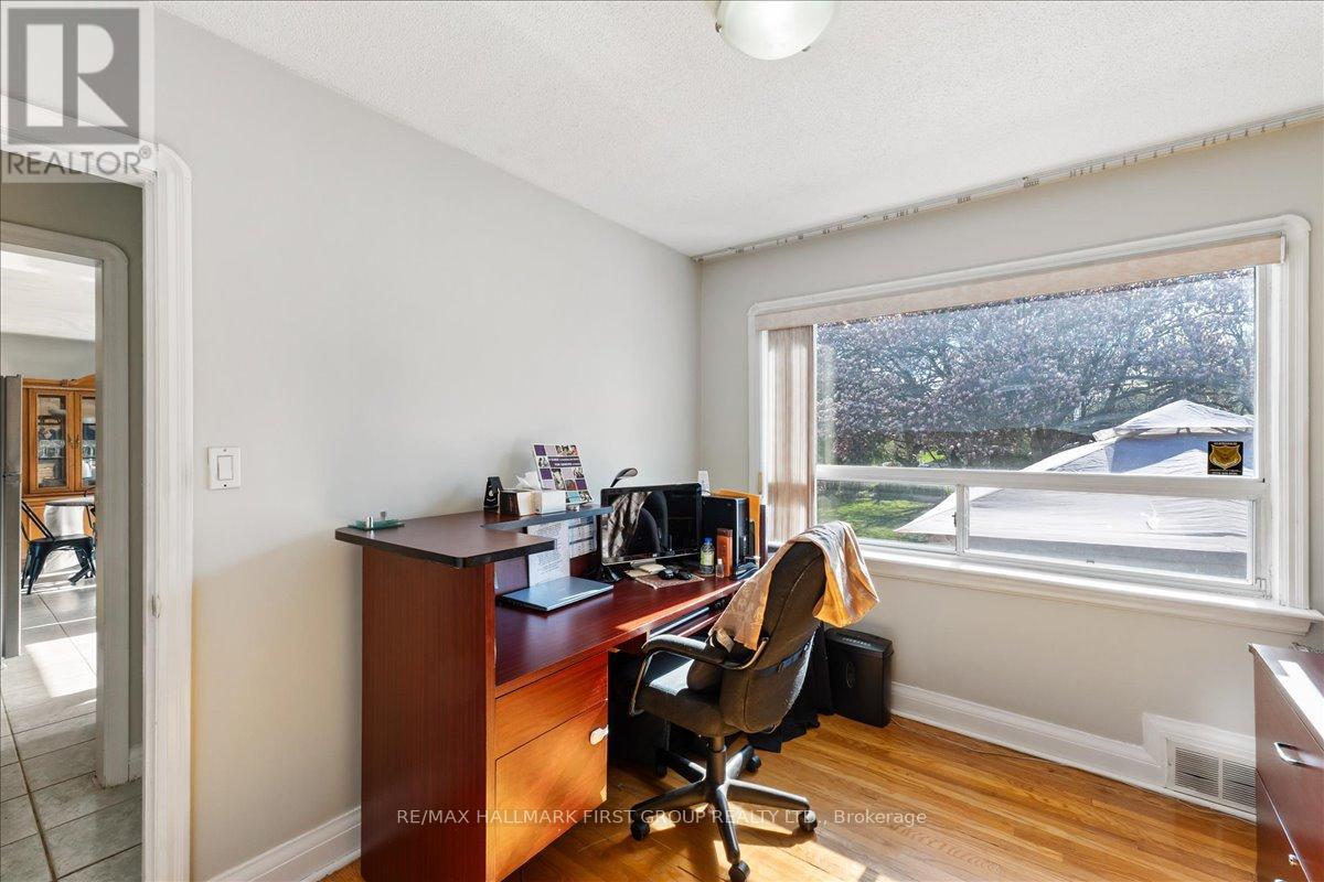 2690 Islington Avenue, Toronto, Ontario  M9V 2X5 - Photo 23 - W13190664