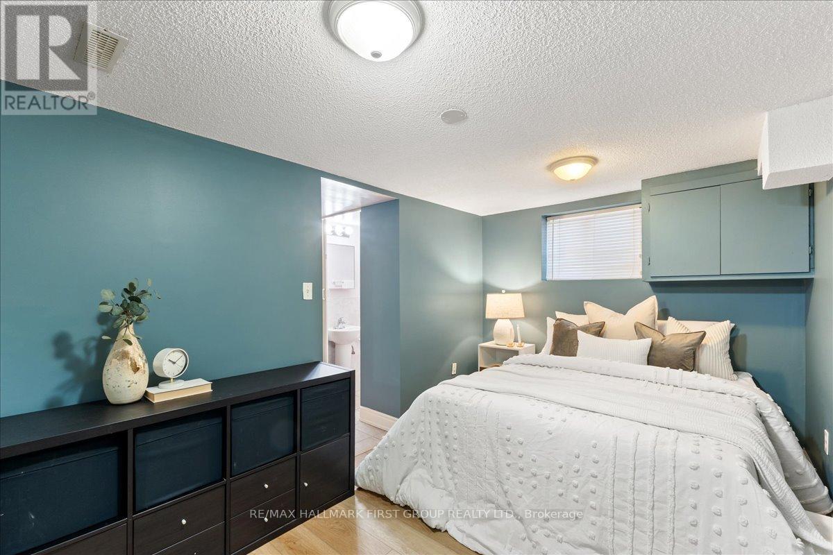 2690 Islington Avenue, Toronto, Ontario  M9V 2X5 - Photo 34 - W13190664