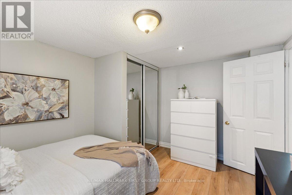 2690 Islington Avenue, Toronto, Ontario  M9V 2X5 - Photo 37 - W13190664