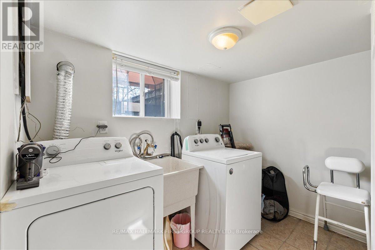 2690 Islington Avenue, Toronto, Ontario  M9V 2X5 - Photo 38 - W13190664