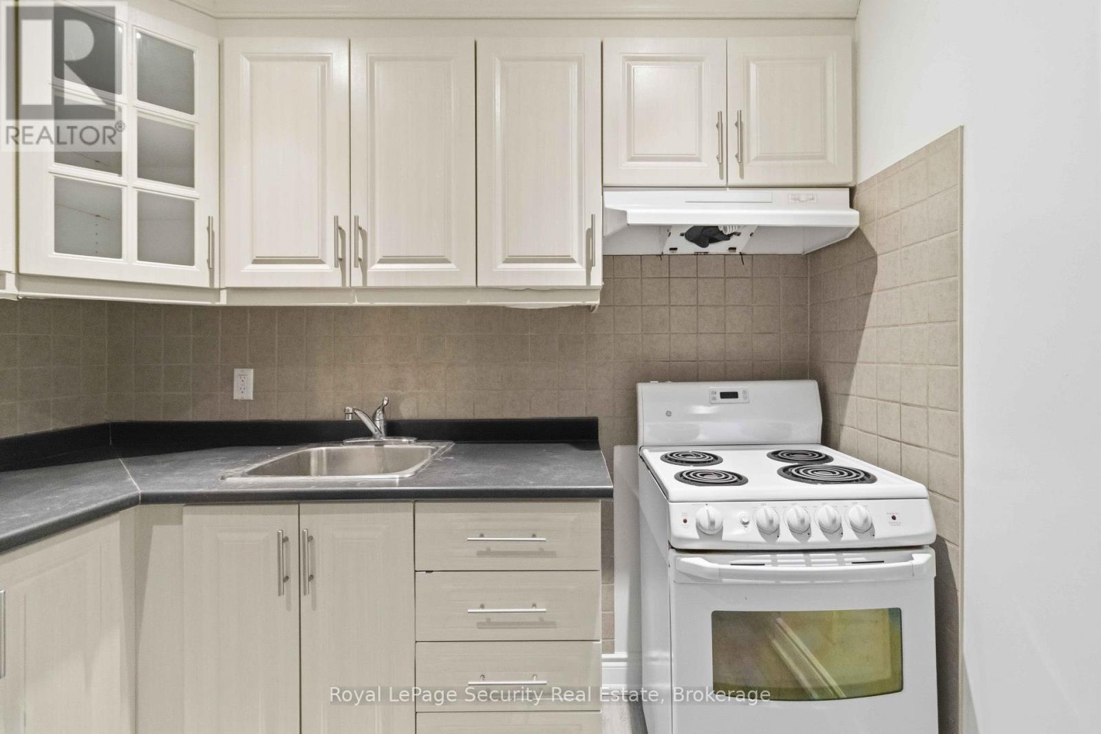 3438 The Credit Woodlands Road, Mississauga, Ontario  L9S 1Z6 - Photo 13 - W13190750