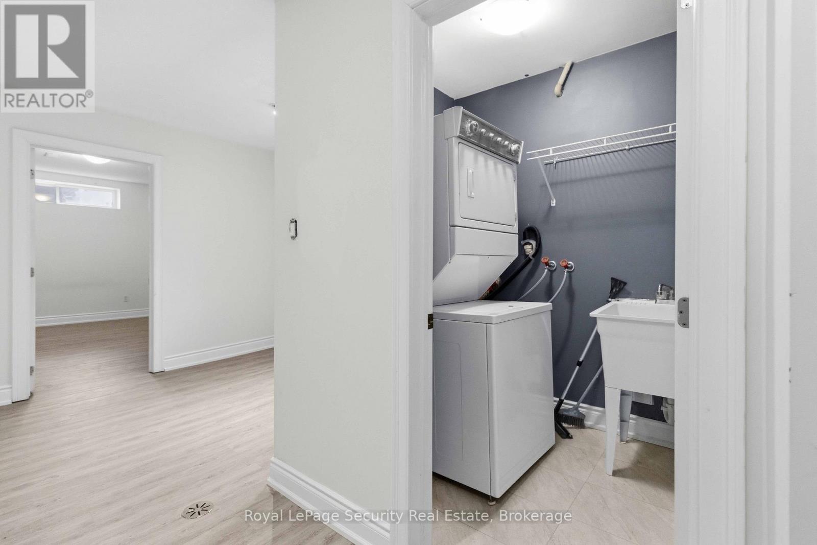 3438 The Credit Woodlands Road, Mississauga, Ontario  L9S 1Z6 - Photo 16 - W13190750