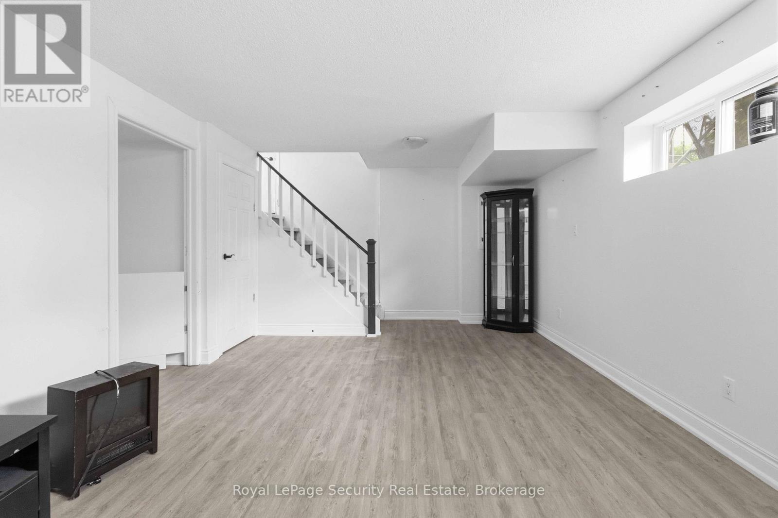 3438 The Credit Woodlands Road, Mississauga, Ontario  L9S 1Z6 - Photo 8 - W13190750