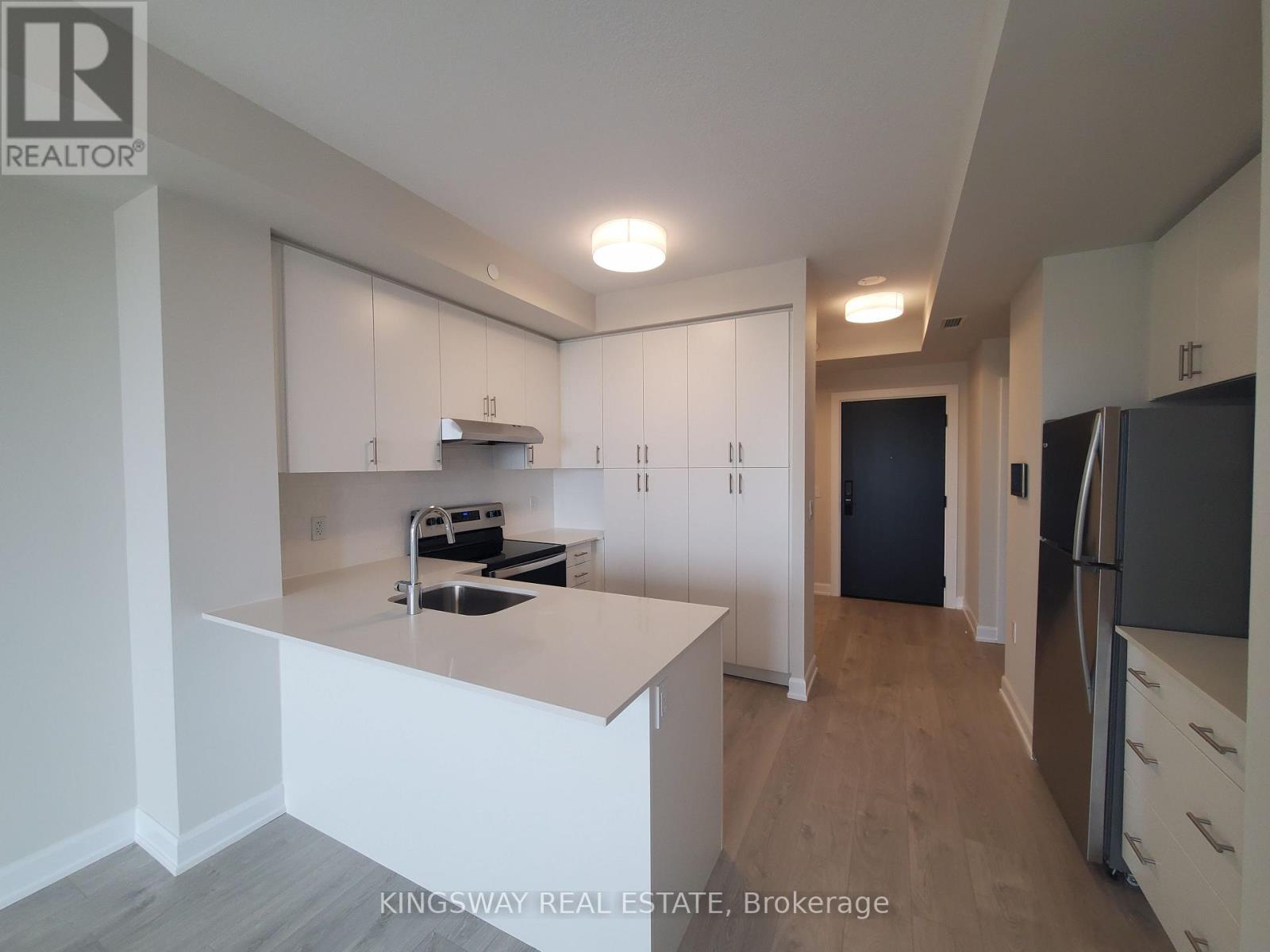 321 - 3200 William Coltson Avenue, Oakville, Ontario  L6H 7W6 - Photo 4 - W13191084