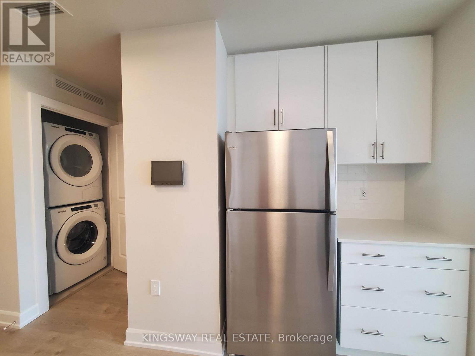 321 - 3200 William Coltson Avenue, Oakville, Ontario  L6H 7W6 - Photo 6 - W13191084