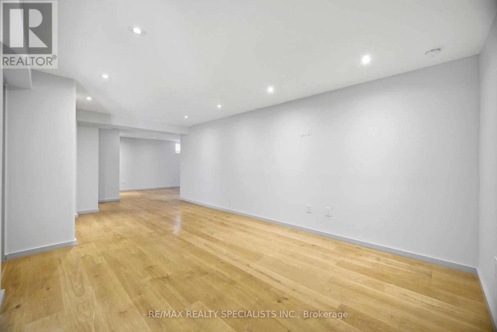 870 Hollowtree Crescent, Mississauga, Ontario  L4Y 2V2 - Photo 43 - W13191436