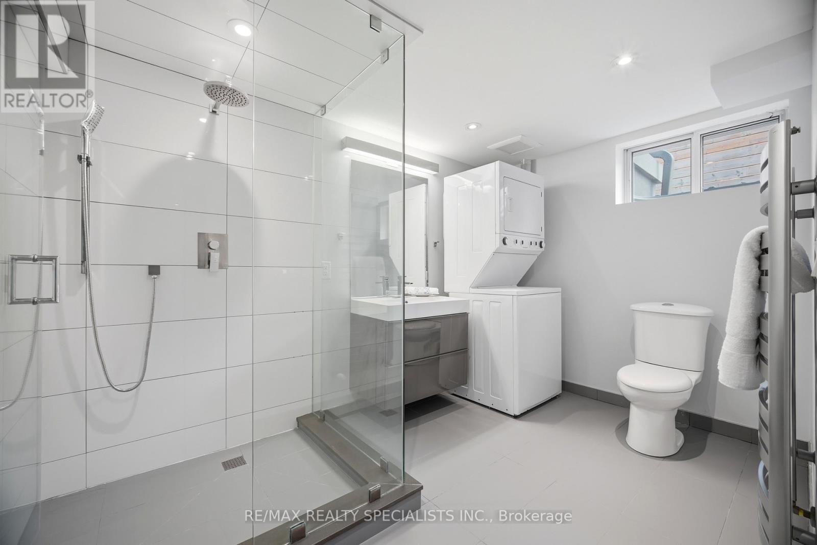 870 Hollowtree Crescent, Mississauga, Ontario  L4Y 2V2 - Photo 45 - W13191436