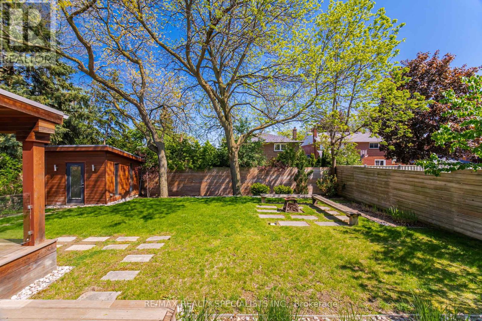 870 Hollowtree Crescent, Mississauga, Ontario  L4Y 2V2 - Photo 48 - W13191436