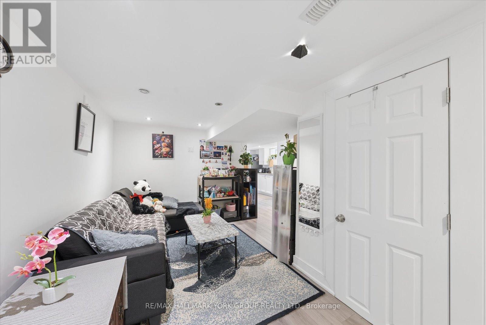 49 Cordella Avenue, Toronto, Ontario  M6N 2J7 - Photo 23 - W13191836